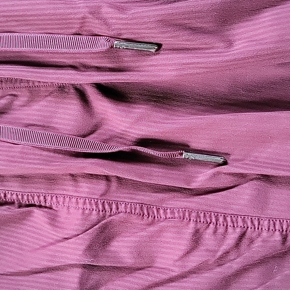 Lululemon Dance Studio Jogger Maroon Mid Rise Full Length Womens Size 8 - Picture 6 of 11